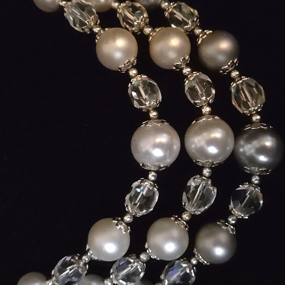 Made In Japan. Stunning Vintage Faux Pearl And Crystal 3-strand Necklace. - Picture 5 of 12